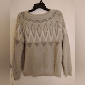 LC Lauren Conrad Cream and Gray Patterned Sweater